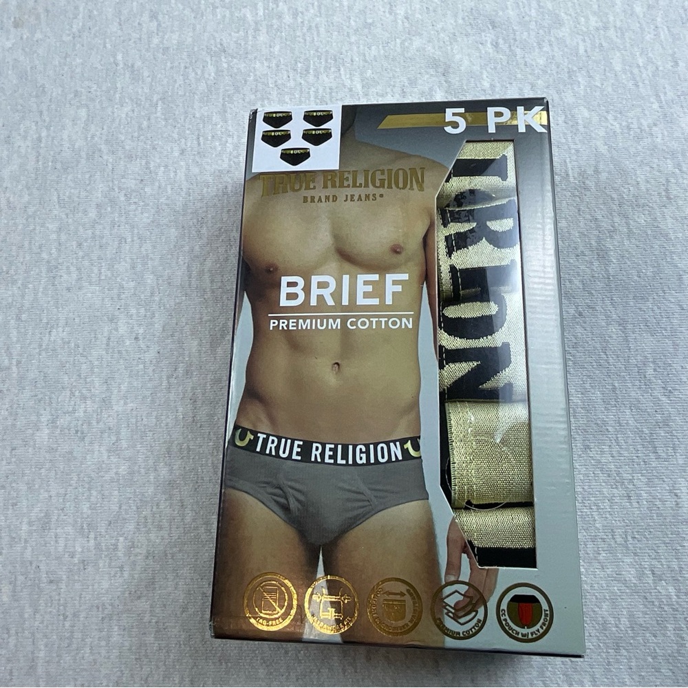 True Religion 100% Cotton Men's Briefs 5 Pack Color: Black and Gold